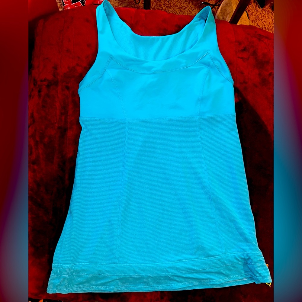 Lululemon Elevate Tank Size 6